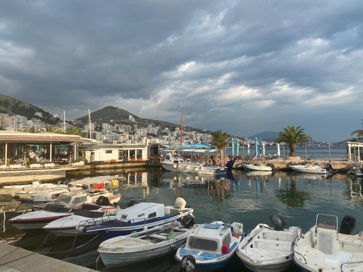 Sunny Apartament Saranda 2 Екстериор снимка