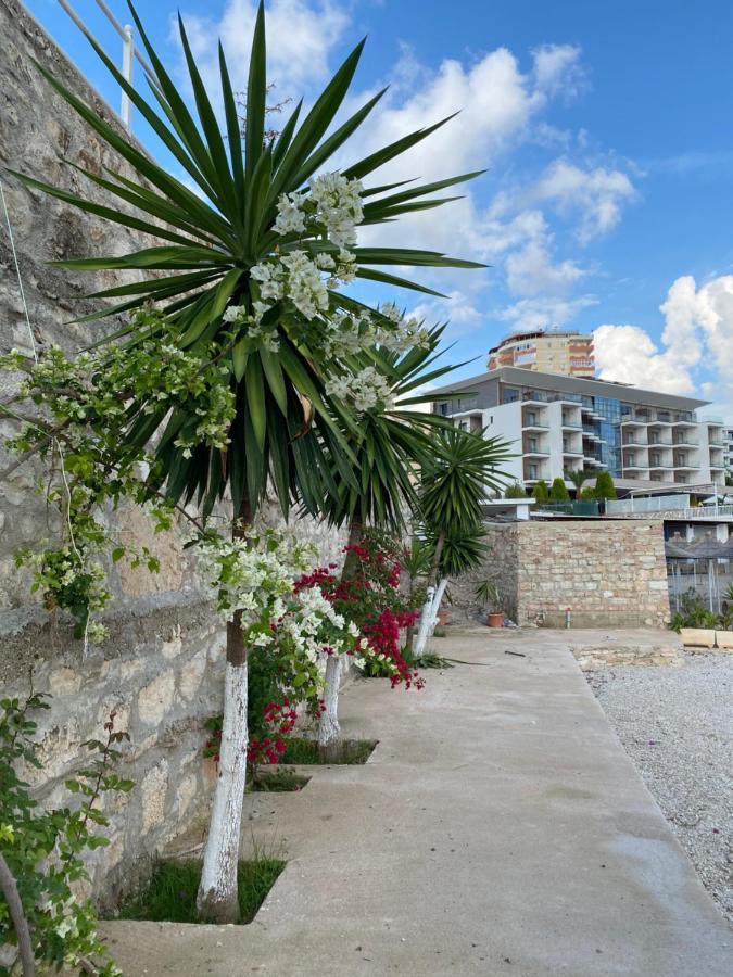 Sunny Apartament Saranda 2 Екстериор снимка