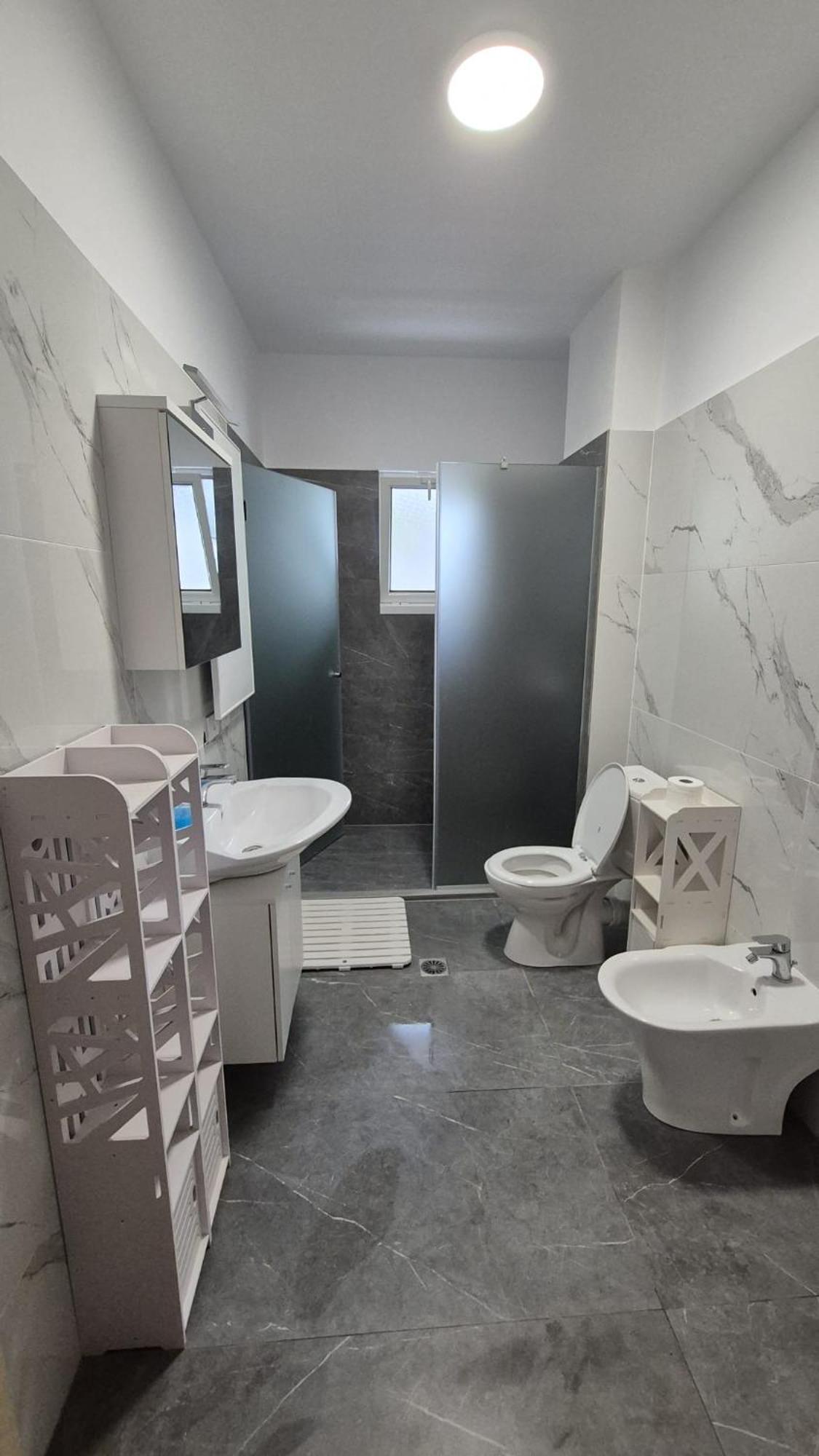 Sunny Apartament Saranda 2 Стая снимка